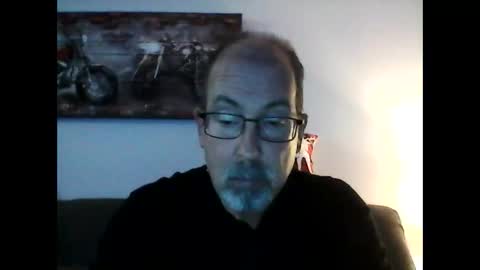 me at home online show from 12/17/24, 09:27
