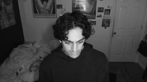 Snapshot of mechaf chatting on 11/09/25, 07:28 Late Night Video Games Art online show from 11/09/25, 07:28