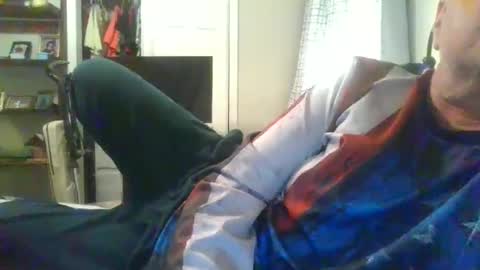 Snapshot of medic243 chatting on 12/13/24, 04:22 Medicineman online show from 12/13/24, 04:22