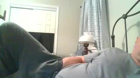 Snapshot of medic243 chatting on 01/17/25, 07:30 Medicineman online show from 01/17/25, 07:30