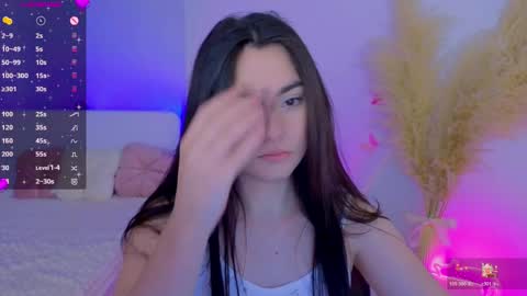 Dina online show from 04/21/26, 09:17