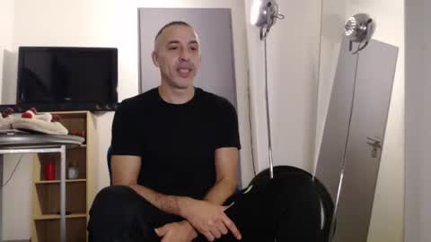 Meditmtc online show from 12/29/24, 08:15