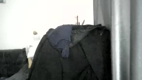 Oltereodora-lima online show from 11/07/25, 07:41