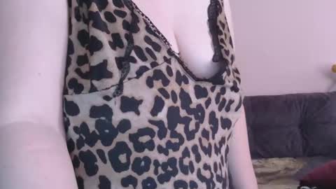 Oltereodora-lima online show from 03/22/26, 06:39