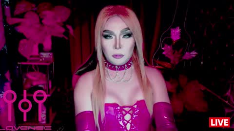 THE QUEEN ALPHA   Queen Medusa Prey online show from 02/13/26, 04:08