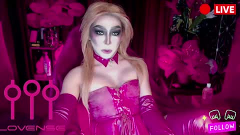 Snapshot of medusaprey chatting on 06/04/26, 03:12 THE QUEEN ALPHA Queen Medusa Prey online show from 06/04/26, 03:12