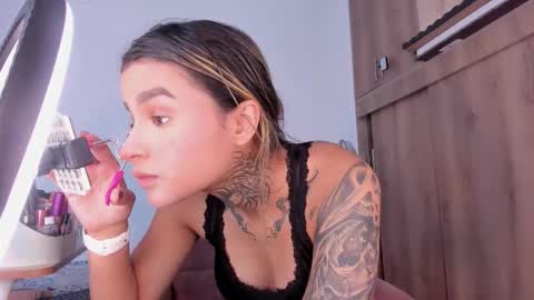 medussa13 online show from 11/27/25, 01:13