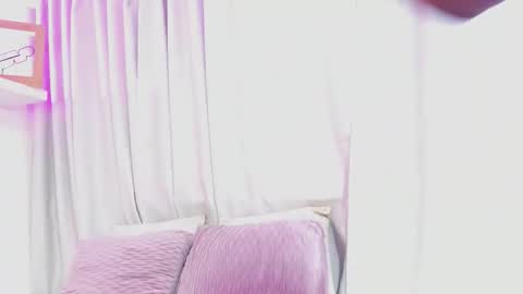 Melody online show from 02/16/26, 03:35