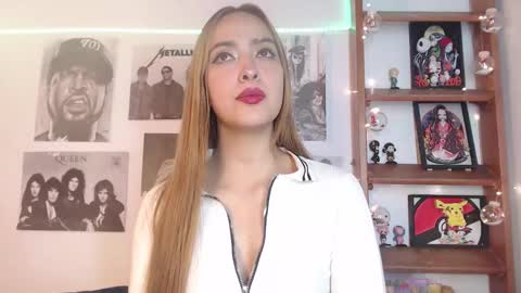 Emily online show from 01/12/25, 01:11