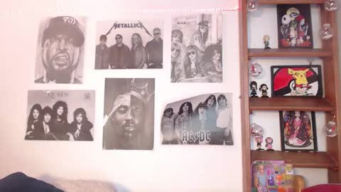 Emily online show from 01/30/25, 06:54