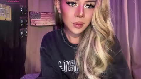 GODDESS OF ALL GODDESSES online show from 02/24/26, 08:51