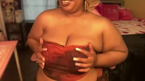 Snapshot of meetsouthernpeach chatting on 02/15/26, 07:54 Southern Peach online show from 02/15/26, 07:54