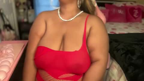 Snapshot of meetsouthernpeach chatting on 02/18/26, 08:16 Southern Peach online show from 02/18/26, 08:16