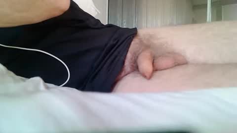 meforu21 online show from 04/24/26, 04:31