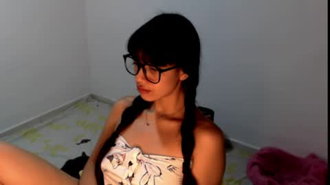 Meg4n Miauuuu online show from 05/21/26, 11:45