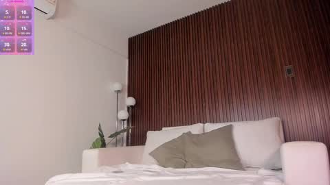 megan online show from 09/24/25, 01:09