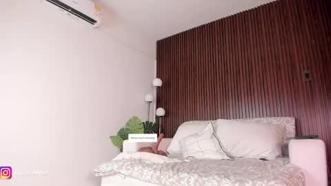 megan online show from 04/02/26, 11:02