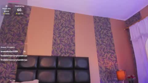 emily online show from 04/18/26, 07:07