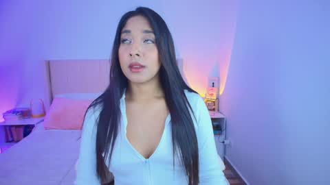 Snapshot of megan_ale chatting on 10/20/25, 10:32 megan ale online show from 10/20/25, 10:32