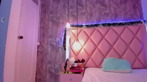 M E G A N online show from 12/22/24, 09:53