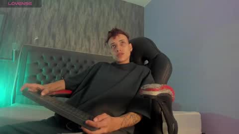 M E G A N online show from 01/26/25, 06:27