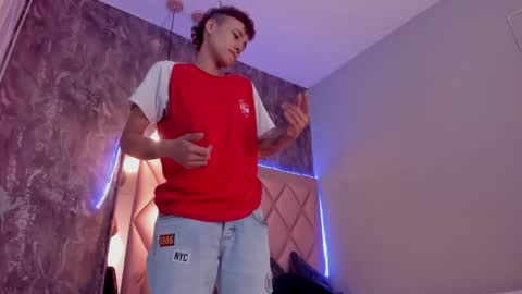 M E G A N online show from 02/01/25, 09:29