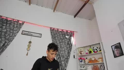 M E G A N online show from 09/16/25, 09:05