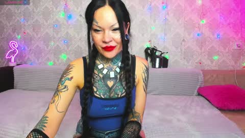 Snapshot of megan_blackmoon chatting on 01/31/25, 11:03 Helena Tuman online show from 01/31/25, 11:03