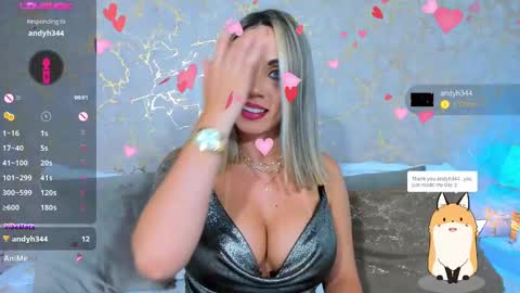 Snapshot of megan_clarck_ chatting on 01/01/25, 12:00 Puedes llamarme angy online show from 01/01/25, 12:00