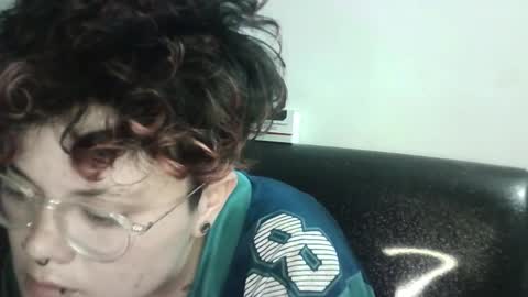 Megan and sophi online show from 03/02/25, 02:08