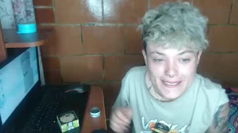 Megan and sophi online show from 04/21/26, 01:42