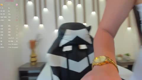 MEGAN COOPER online show from 10/30/25, 07:14