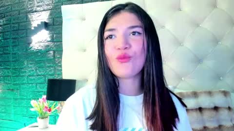     online show from 01/17/25, 02:39