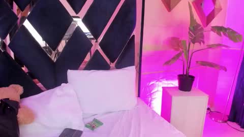     online show from 02/14/26, 01:30