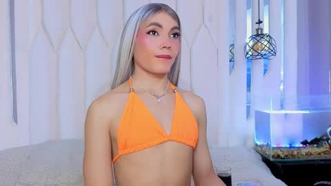 megan do santos online show from 04/06/26, 08:32