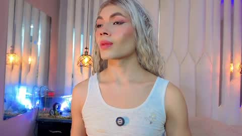 megan do santos online show from 06/02/26, 07:49