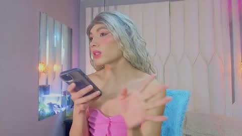megan do santos online show from 06/08/26, 07:36