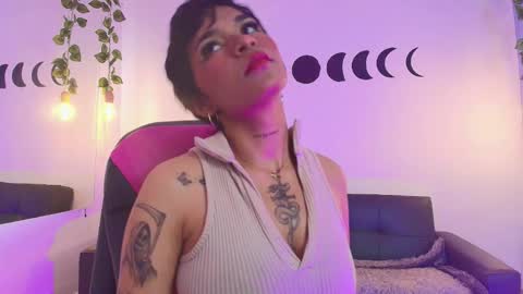 Snapshot of megan_hottts chatting on 01/13/26, 02:55 megan_hottts online show from 01/13/26, 02:55