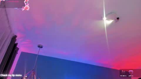    online show from 09/21/25, 02:13