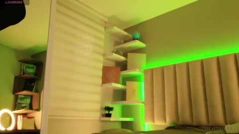     online show from 09/27/25, 11:59