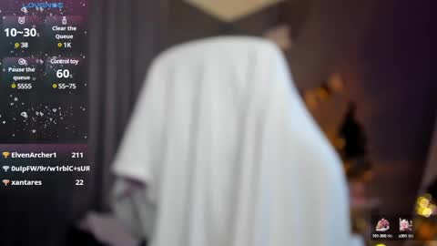 Megan Nelson online show from 12/24/24, 01:28