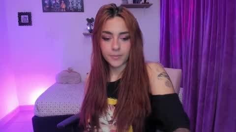                 Laura                 online show from 02/12/25, 01:19