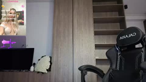 Megan online show from 02/06/26, 05:12