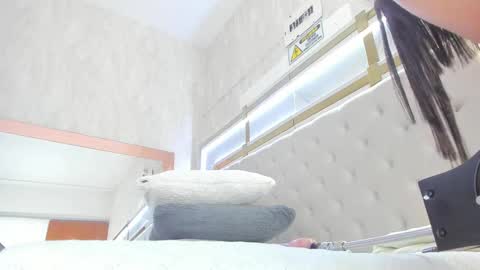 Snapshot of megan_rous2 chatting on 02/12/25, 06:08 megan online show from 02/12/25, 06:08