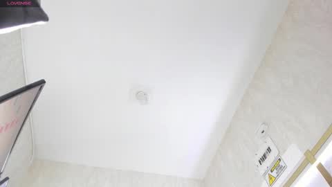 Snapshot of megan_rous2 chatting on 02/13/25, 10:12 megan online show from 02/13/25, 10:12