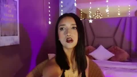 Snapshot of megan_saint chatting on 06/19/26, 02:21 megan_saint online show from 06/19/26, 02:21