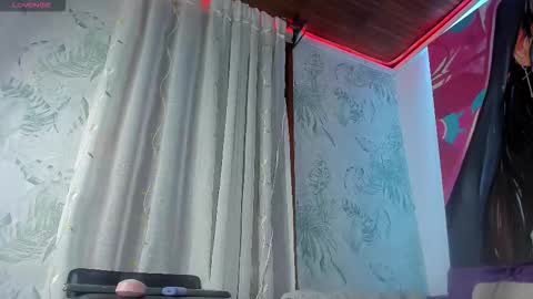 megan_shyne online show from 12/19/25, 06:31