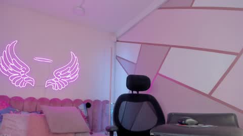 megan_shyne online show from 04/15/26, 04:30