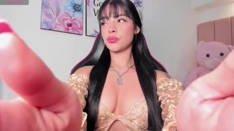 Snapshot of megan_sofiaa_ chatting on 02/04/26, 12:00 Megan online show from 02/04/26, 12:00