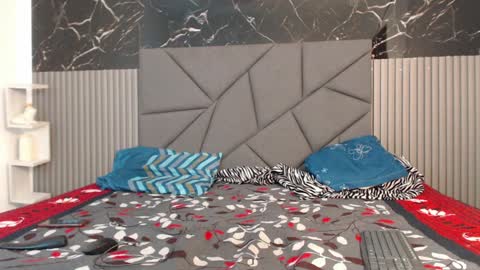 Megan online show from 12/10/24, 01:54